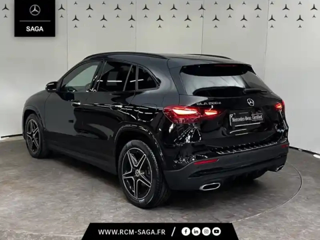 Mercedes Gla 200 d amg line — photo 3