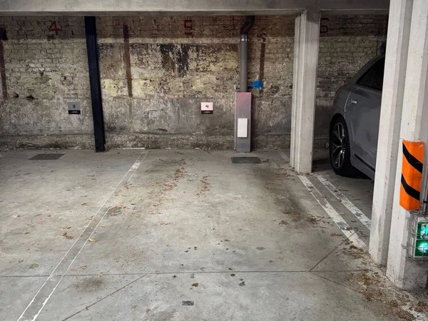 Parking 10 m²