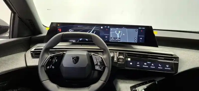 Peugeot 3008 hybrid 145 e-dcs6 — photo 22