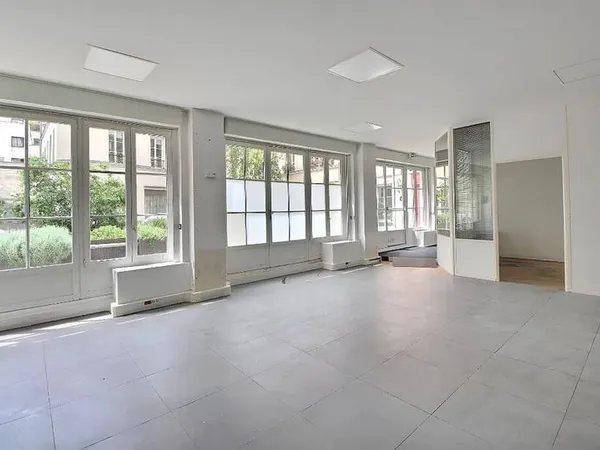 Bureaux 203 m²