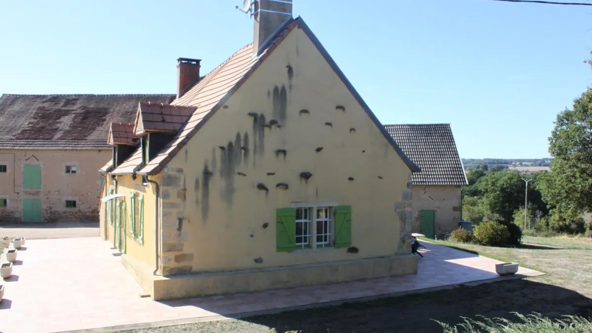 Photo 2