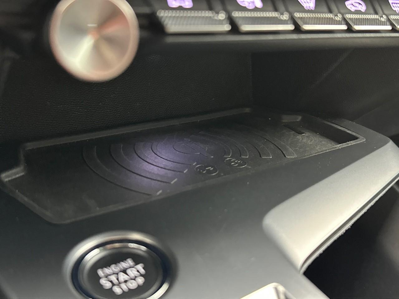 Peugeot 408 phev 225 e-eat8 gt — photo 28