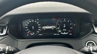 Land-Rover Range Rover Velar 2.0 P400e 404ch PHEV R-Dynamic Edition AWD BVA AM23 — photo 9