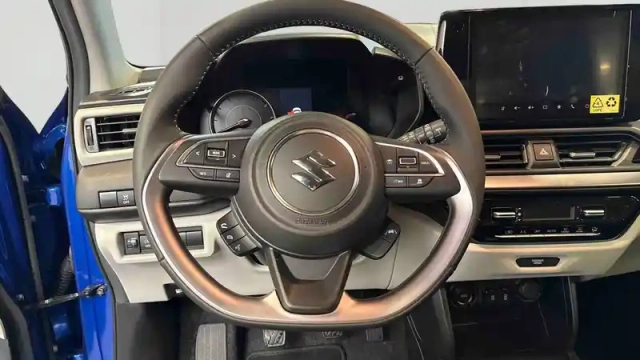 Suzuki Swift 1.2 dualjet hybrid — photo 12