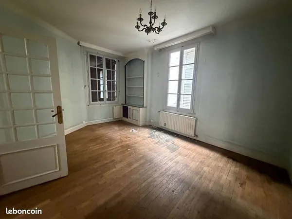 Immeuble 7 pièces 132 m²