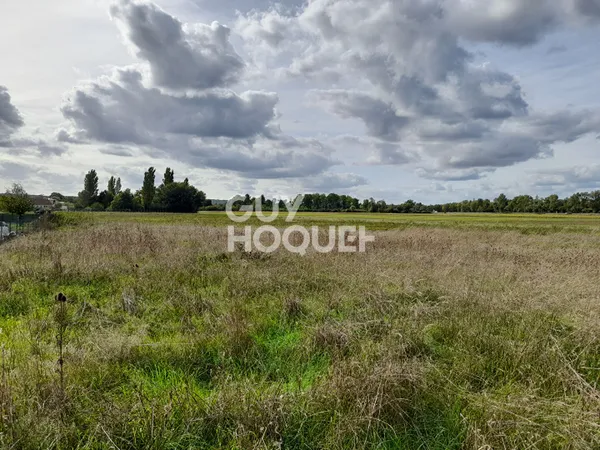 Terrain 851 m²