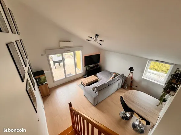 Chambre meublée en colocation - Duplex, terrasse & parking - Avrillé