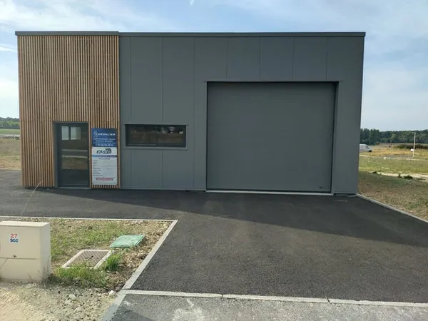 Local commercial 154 m²
