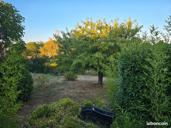 Terrain constructible 400 m²