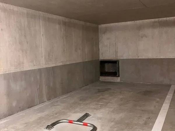 Parking 17 m²
