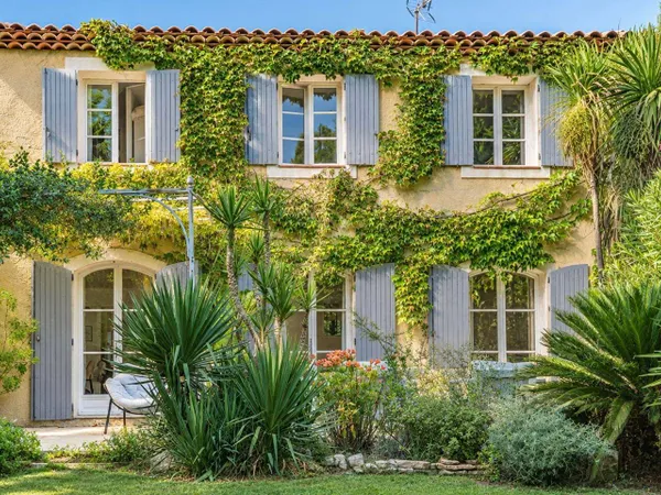 Maison 5 pièces 140 m²