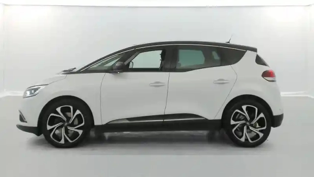 Renault Scenic blue dci 120 — photo 11
