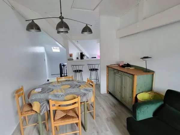 Appartement T2 meublé Location à l' année