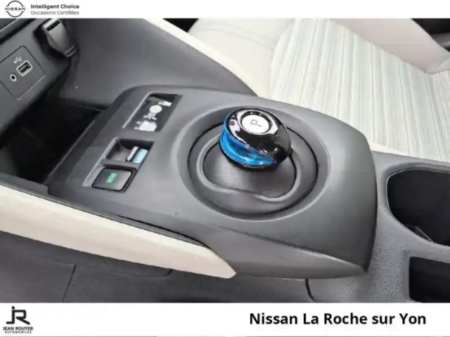 Nissan Leaf 150ch 40kwh acenta 22 — photo 6