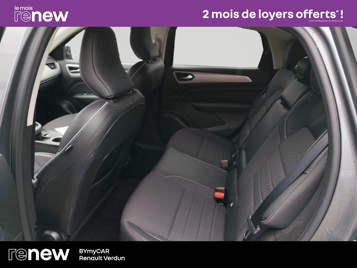 Renault Arkana E-Tech hybride 145 - 22 — photo 12