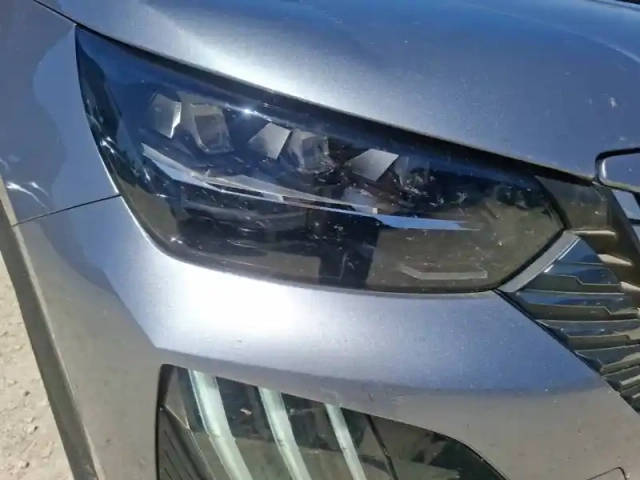 Peugeot 2008 puretech 130 s&amp;s eat8 — photo 16