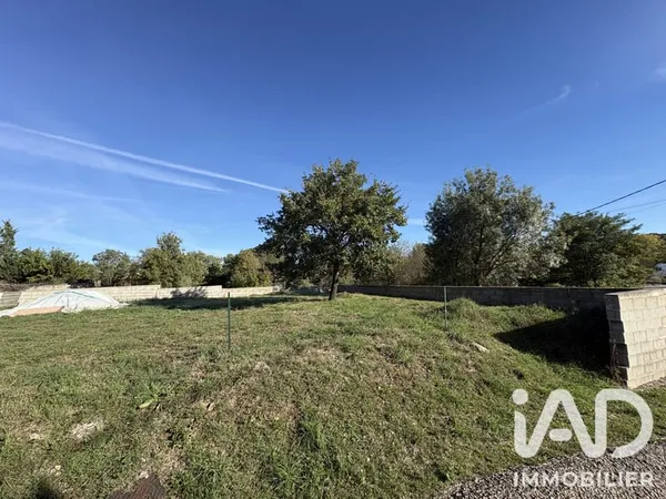 Terrain 400 m²