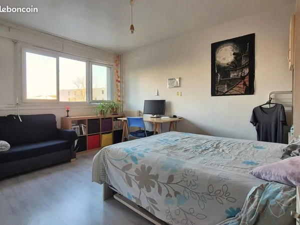Studio 1 pièce 25 m²