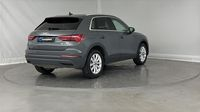 Audi Q3 35 TDI 150ch Design S tronic 7 — photo 5