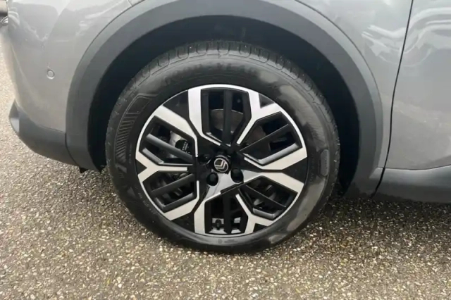 Citroën C4 hybride 145 e-dcs6 — photo 12