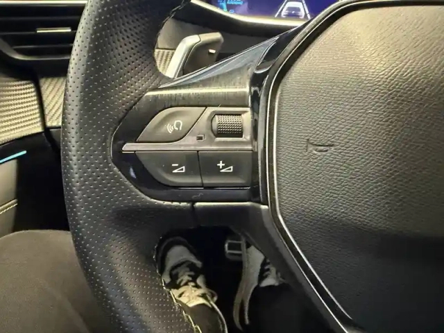 Peugeot 208 puretech 130 s&amp;s eat8 — photo 111