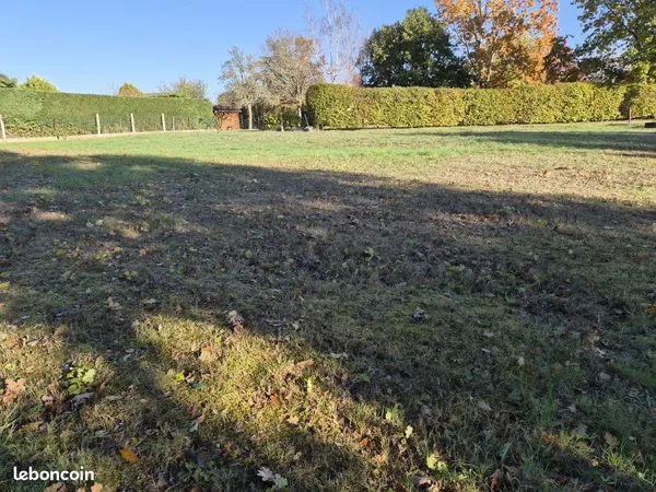 Terrain 1176 m² Méreau
