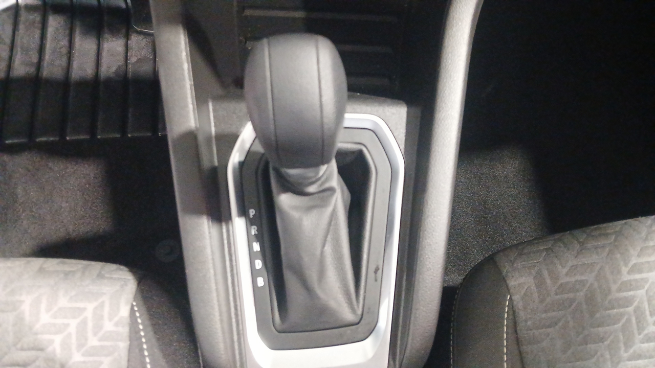Renault Clio E-Tech full hybrid 145 — photo 21