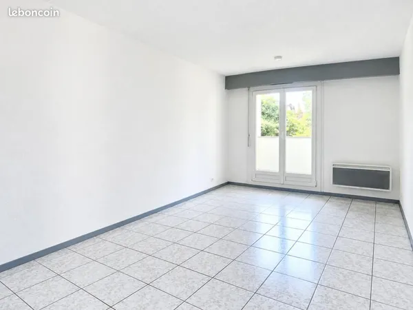 Studio 1 pièce 24 m²