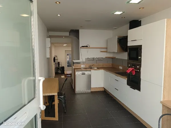 Maison de ville avec coeur rue St jacques 100m2