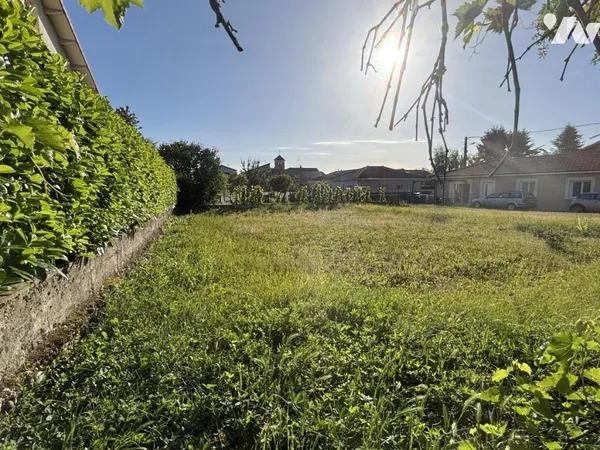 Terrain 414 m²