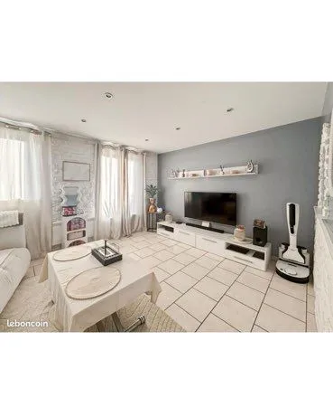 à vendre - charmante maison f3 avec 2 jardins & box - dammarie-lès-lys