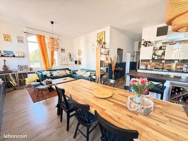 Eschau Wibolsheim | Loft 4 pièces 92 m² | Rez-de-jardin | 3 chambres | plein de charme