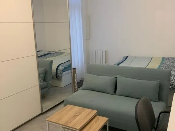 Studio 1 pièce 20 m²