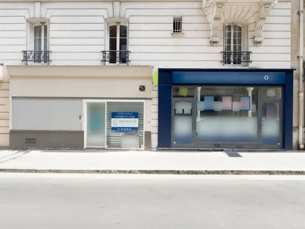 Local 83 m²