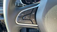 Renault Mégane 1.5 Blue dCi 115ch Evolution EDC — photo 16