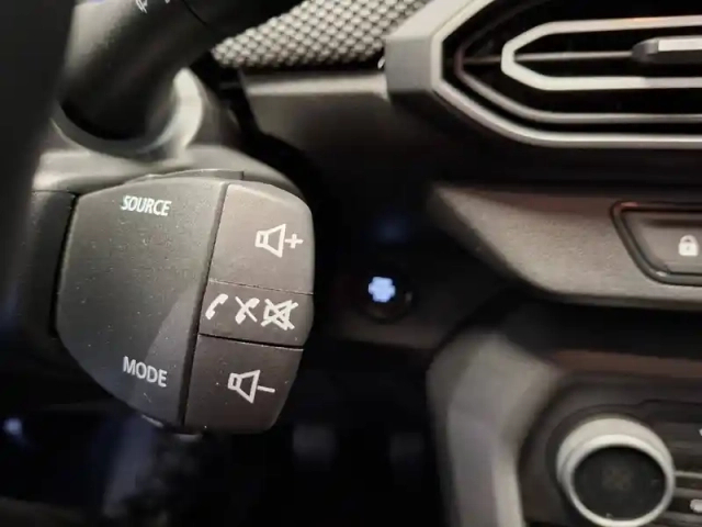 Dacia Sandero tce 90 gsr2 — photo 23