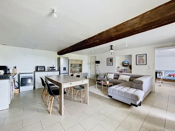 A vendre, maison de plain-pied de 80m2, trois chambres avec un terrain de plus de 1300m2