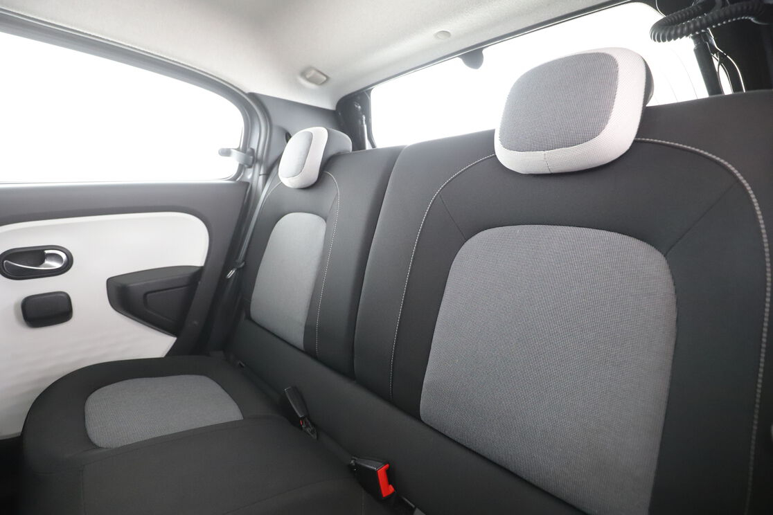 Renault Twingo 1.0 SCe Zen — photo 13