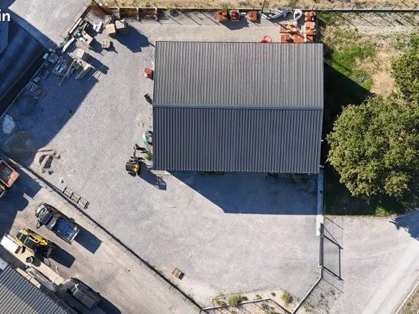 Depot hangar a louer