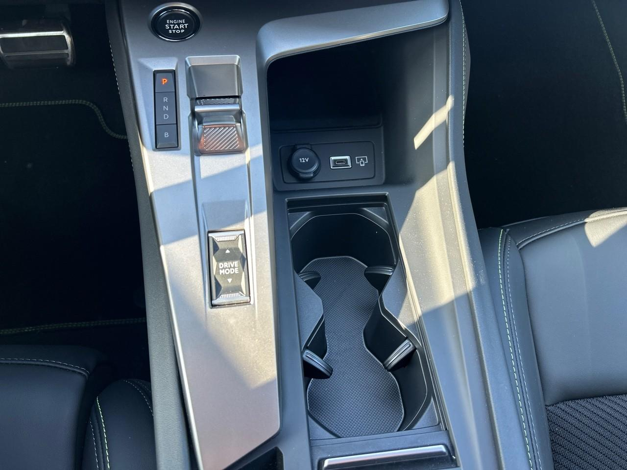 Peugeot 308 e-308 156ch batterie 54 kwh gt — photo 17