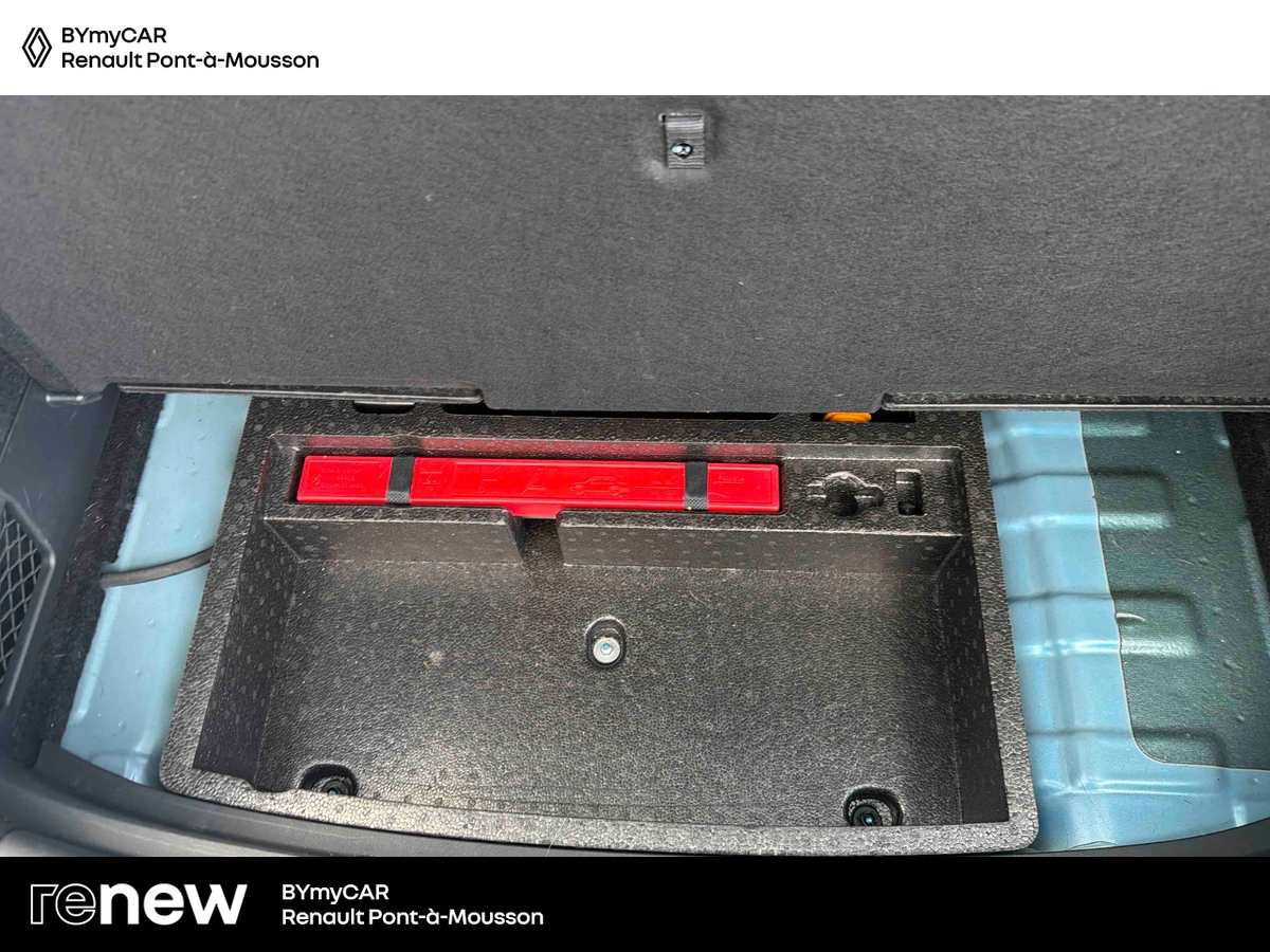 MG ZS 1.5 L Hybrid+ 197 ch — photo 15