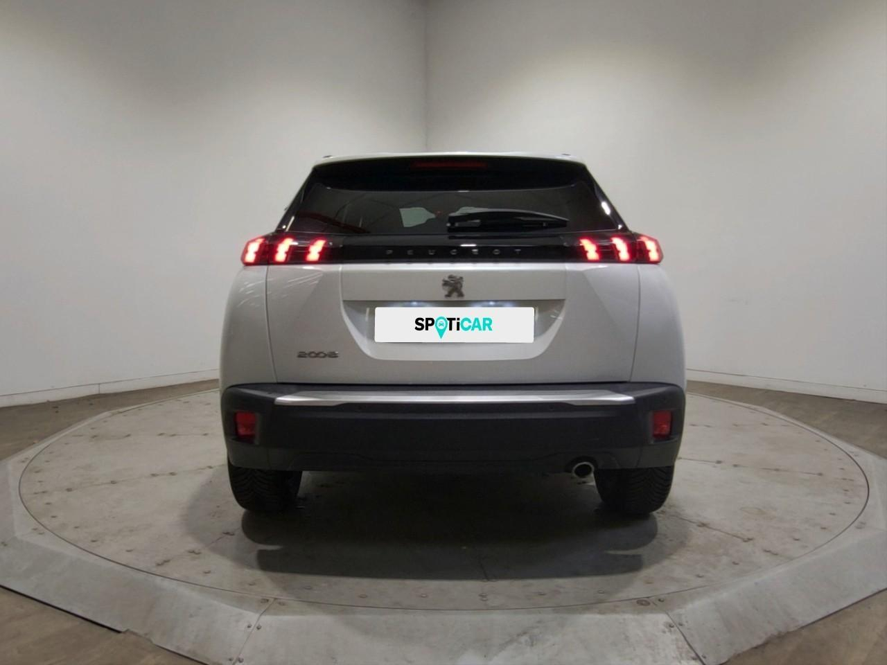 Peugeot 2008 bluehdi 130 s&s eat8 allure — photo 4