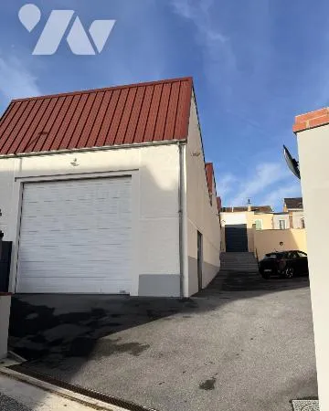 Bureaux 394 m²