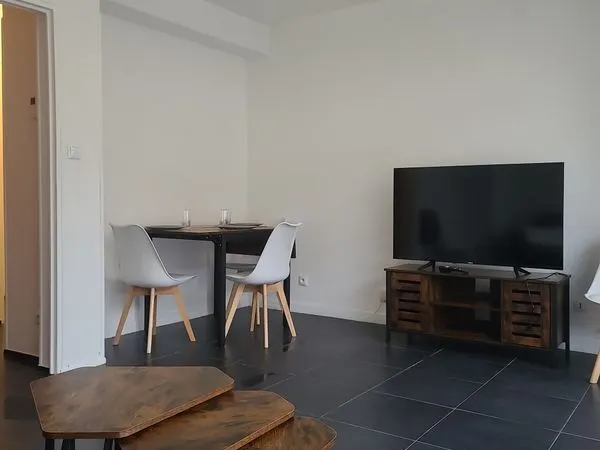Appartement 3 pièces 58m2 Meublé - Petit-Couronne - 780 charges comprises