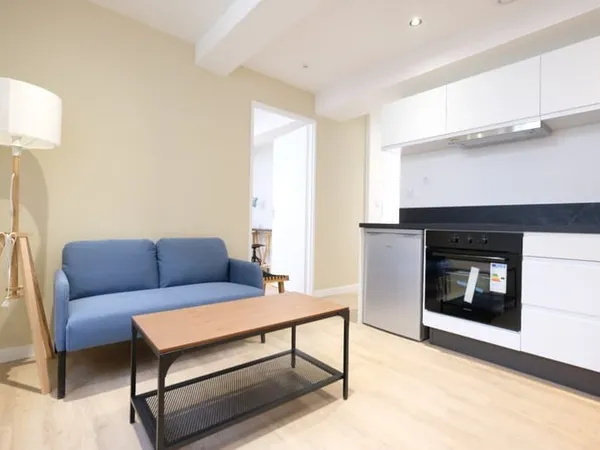 T2 MEUBLE 2 RUE TIVET