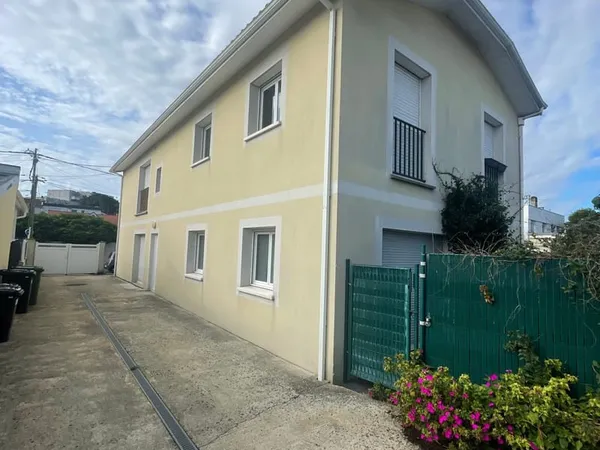 CENON T3 Petite copro