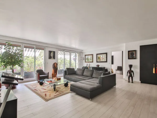 Appartement 3 pièces 121 m²