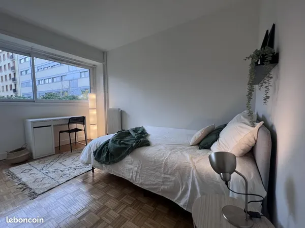 Chambre 1 pièce 12 m²