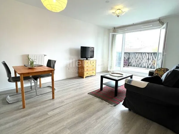 Villemomble RER... Appartement récent de 3 pièces!