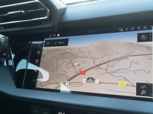 Audi A3 allstreet 40 tfsi e hybride rechargeable 204 s tronic 6 — photo 20